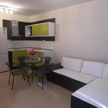 Sun & Sea Apartman *